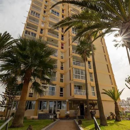 Buena Vista Torres Yomely * Arona (Tenerife)